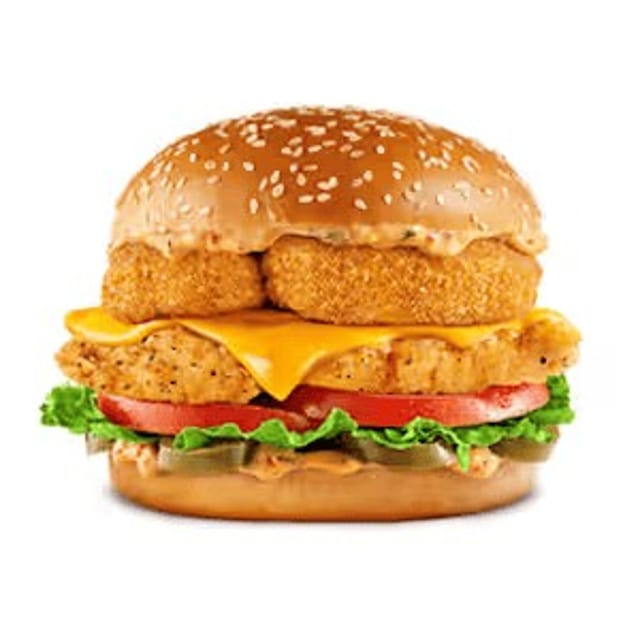 Crispy Chicken Jalapeños Popper Sandwich.